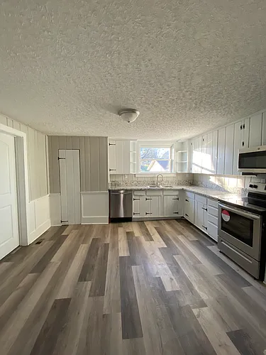1116 N Royal Ave #2 Photo 1