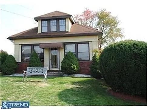 2469 Knights Rd photo 1