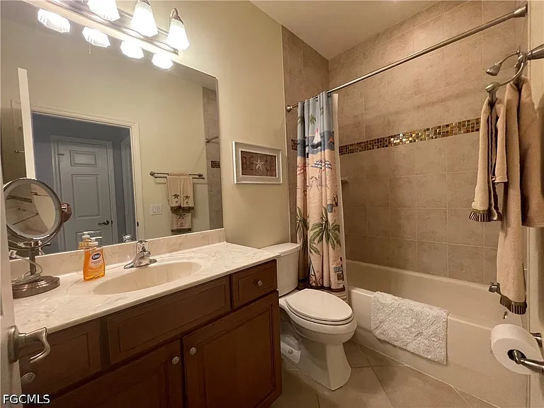 10630 Camarelle Cir — Photo 39