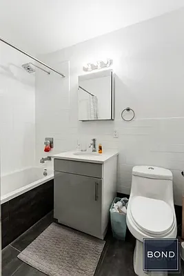 Rented by Bond New York | media 11