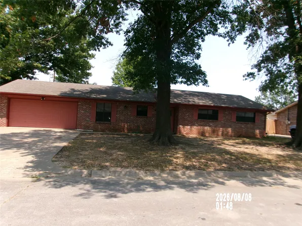 413 W 6th St, Dewey, OK 74029