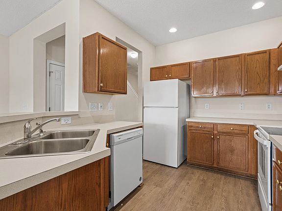 3rd image of 326 Kiskadee Loop #14C