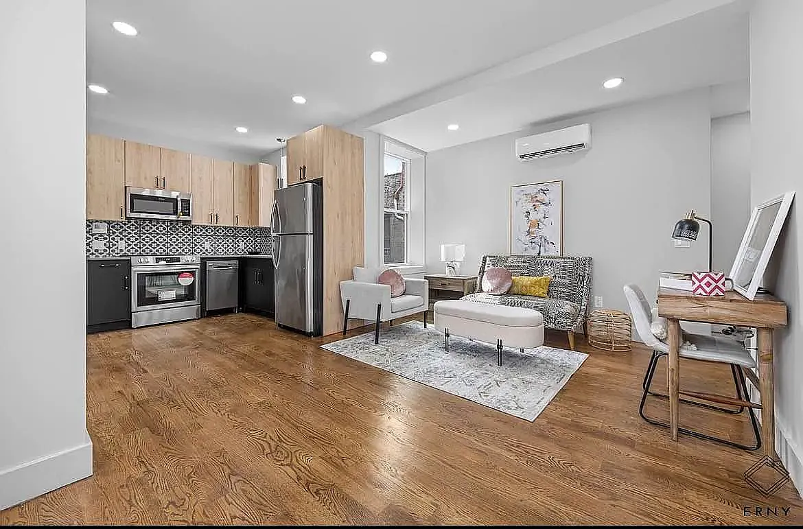 610 Maple Street — Photo 1