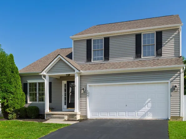 304 Meadow Ash Dr, Lewis Center, OH 43035