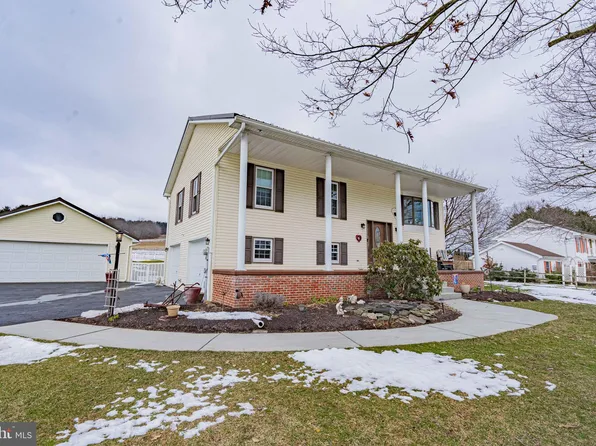 1565 Fair Rd, Schuylkill Haven, PA 17972