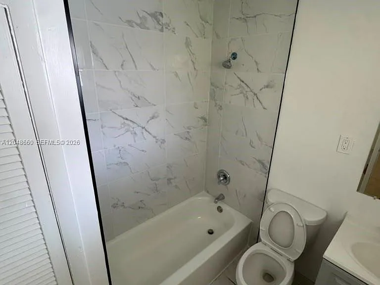 16001 NE 18th Pl #3 — Photo 15