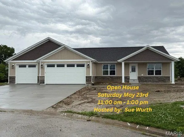 25 Atwood Ct, Highland, IL 62249