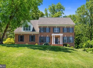 932 Hilltop Rd, Arnold, MD 21012