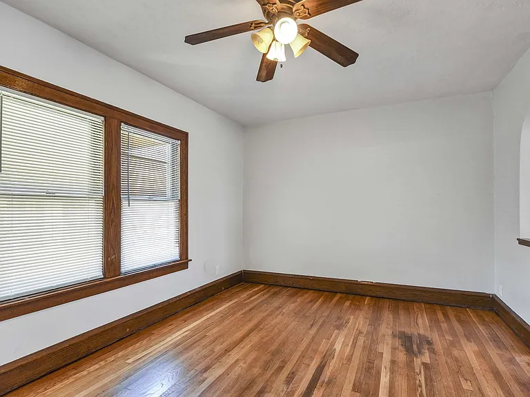 Broadview TownHomes — Photo 8