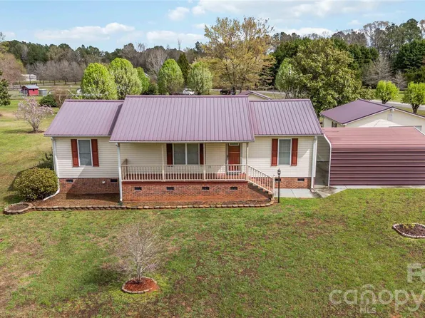 111 Flushing Dr, York, SC 29745