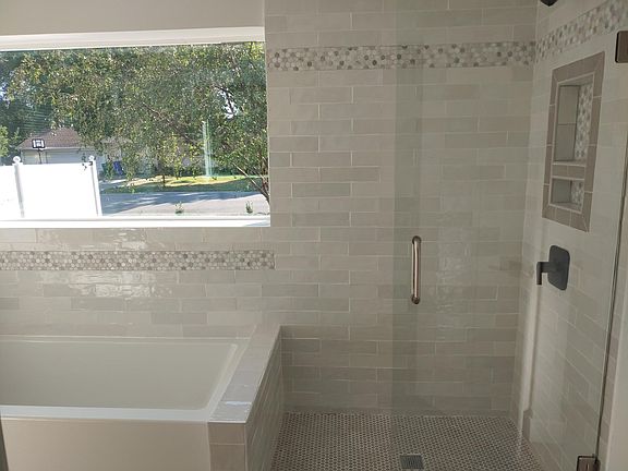5th image of 5556 S Edgewood Dr