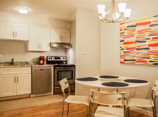 5 Washington St APT A2, Reading, MA 01867