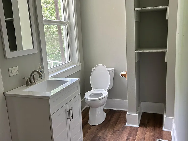 10401 N Bunkerhill Rd — Photo 4