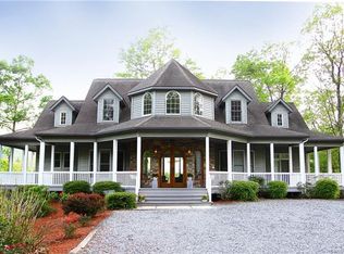 1113 Jeter Mountain Rd, Hendersonville, NC 28739