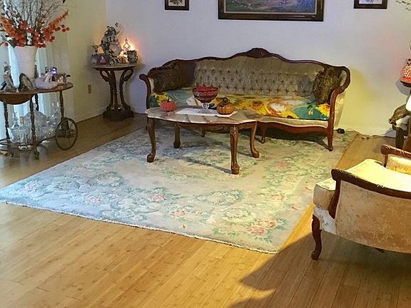 5th image of 10203 Orange Grove Ave