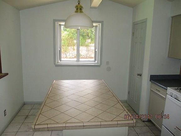 4th image of 10204 Montwood Dr