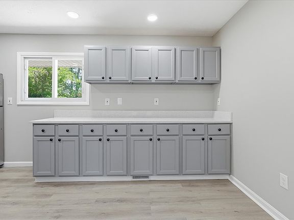 2nd image of 3012 Lumar Dr