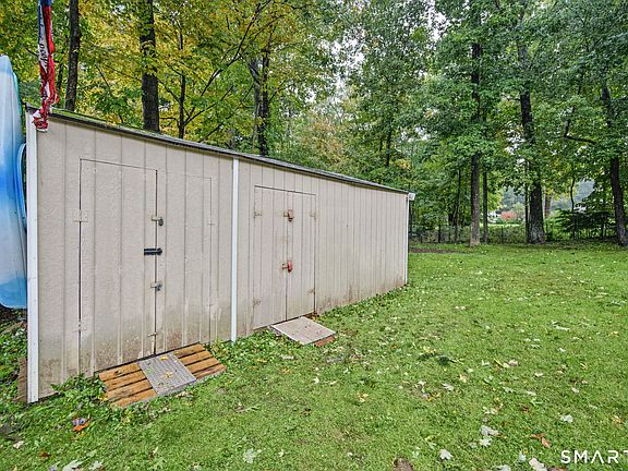 4th image of 28 Hickory Road