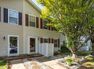 9942 Matti Hill Ct, Fredericksburg, VA 22408