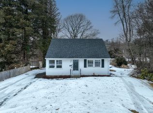 256 Glen Hills Rd, Meriden, CT 06451