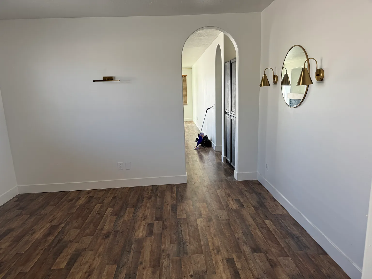 3 bed, 1161 sqft, $2,450 — Photo 2