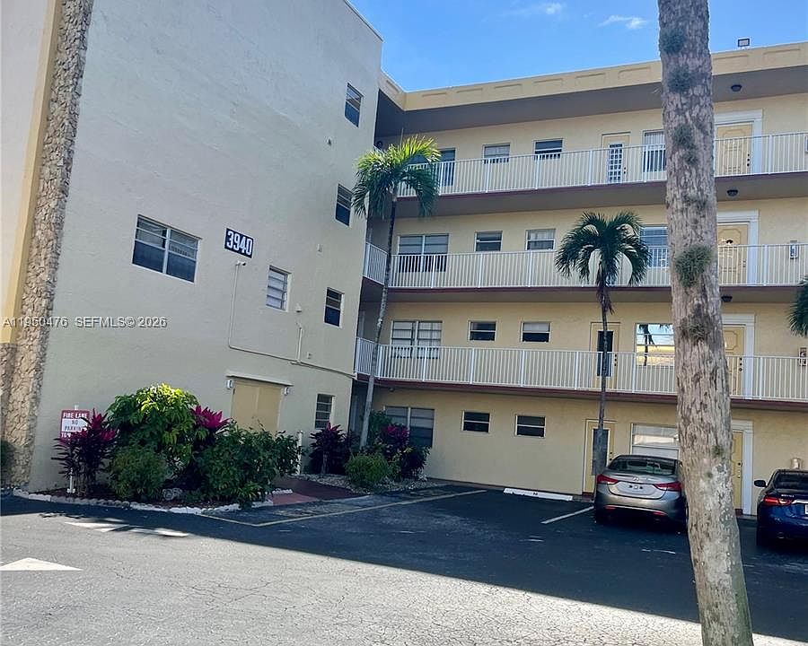 1st image of 3940 NW 42nd Ave APT 319
