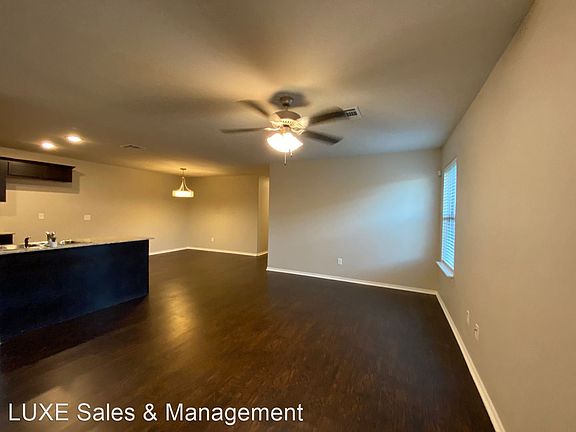 5th image of 8810 SW 45th St