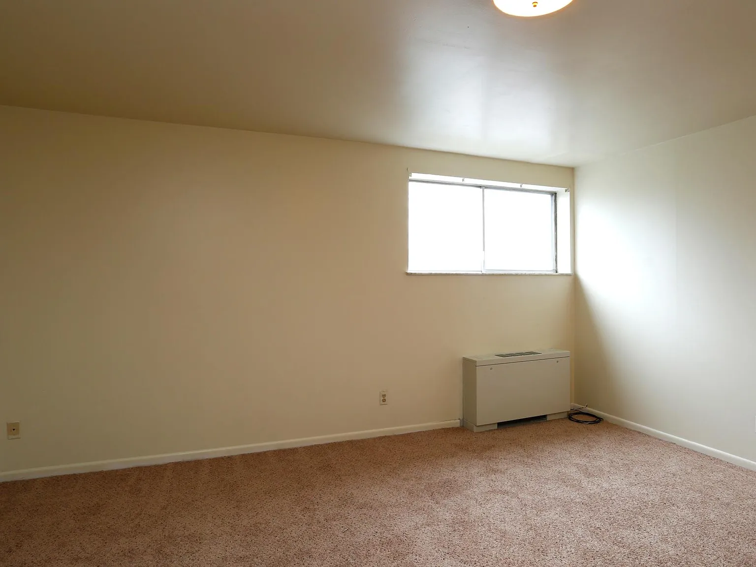 Cedar Tower — Photo 4
