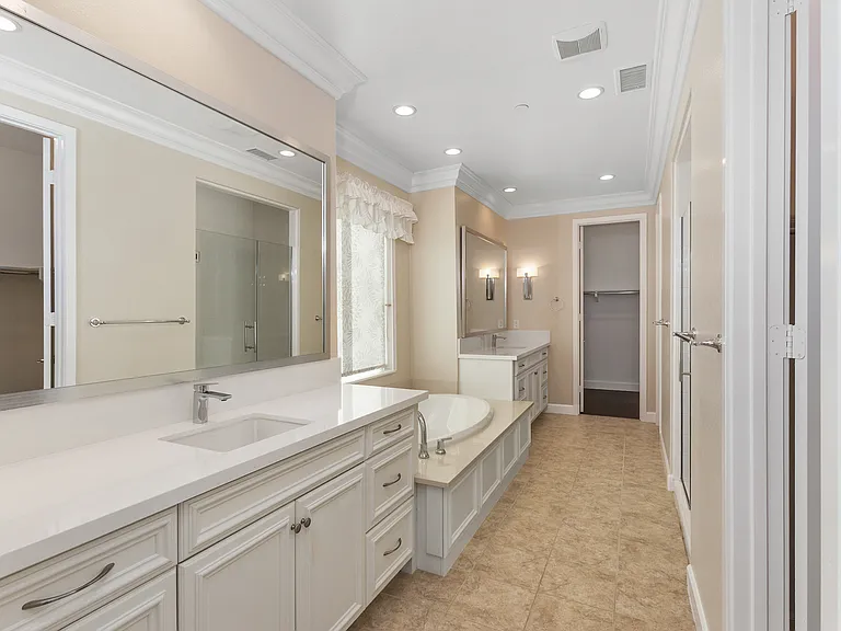 2854 Alamitos Rd — Photo 30