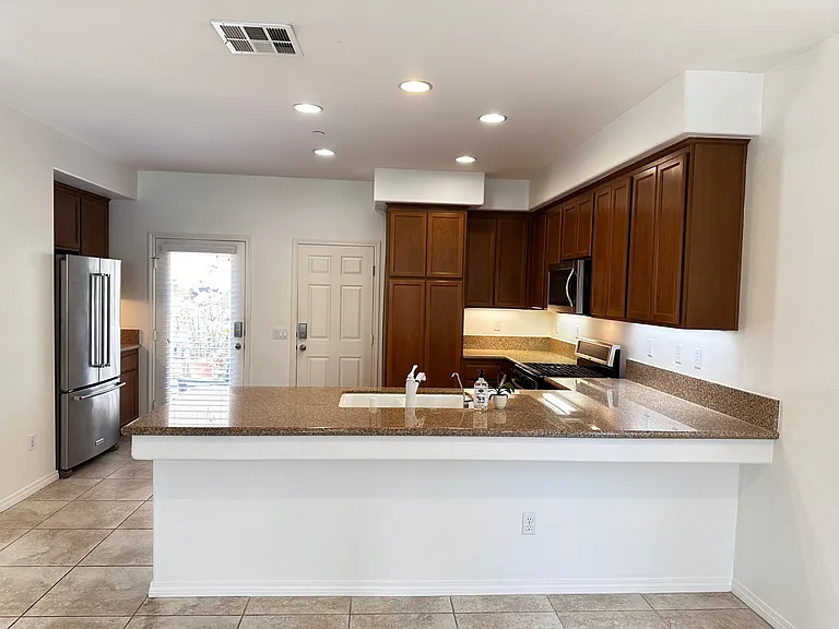715 Nile River Dr — Photo 18