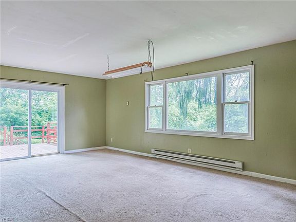 2nd image of 58 Robinwood Blvd