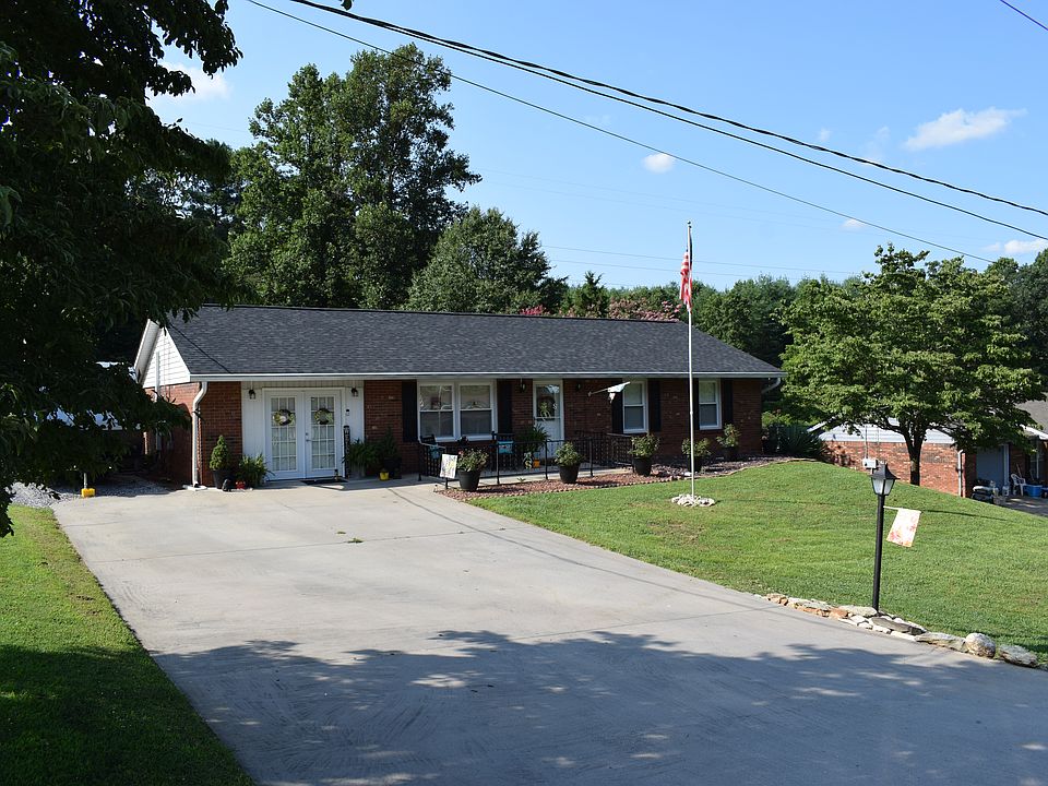 1st image of 177 Brook Valley St