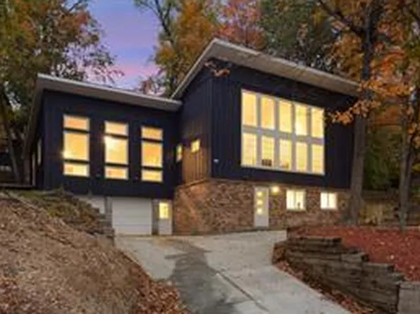 4442 Dorchester Rd, Mound, MN 55364