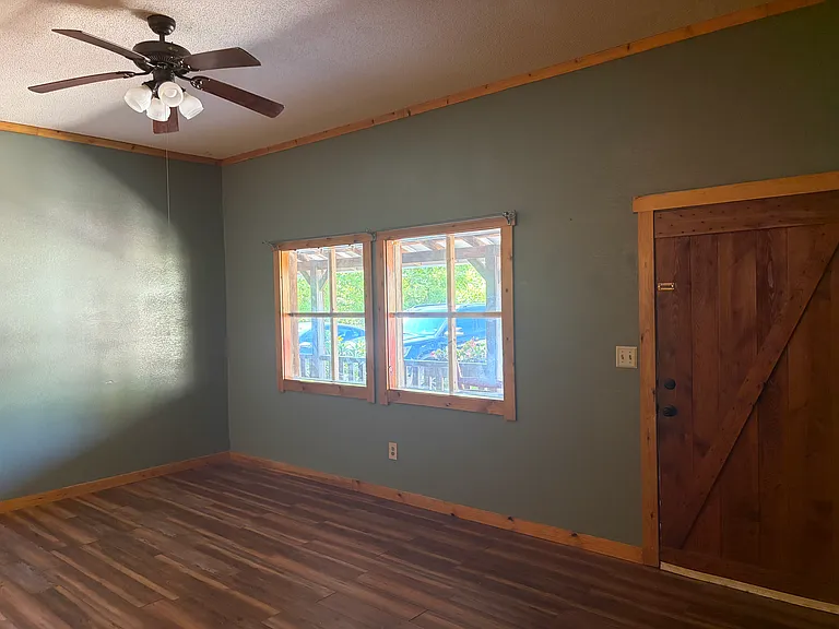 2640 Upper Middle Creek Rd #2 — Photo 3