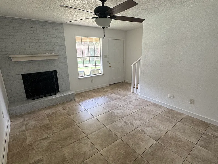 117 Wildwood Ct #A — Photo 3