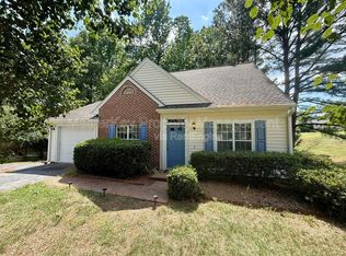 327 Saint Thomas Dr, Chapel Hill, NC 27517