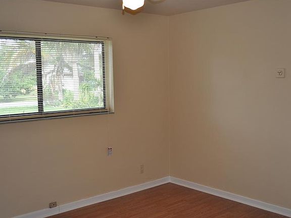 5th image of 5356 Lake Blvd