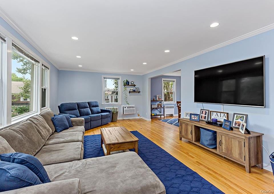 1st image of 1206 Midland Avenue #1206