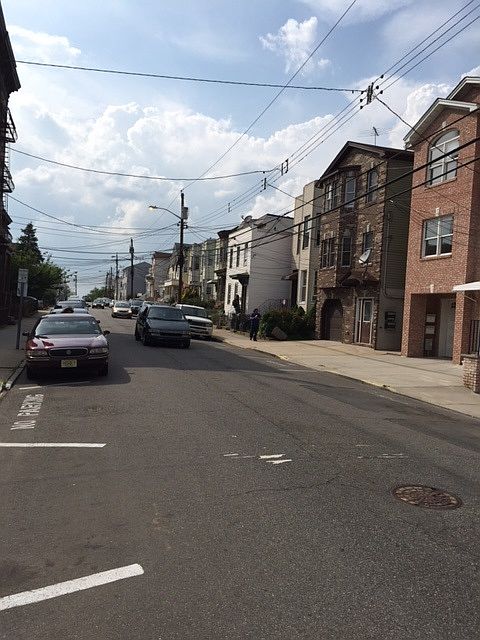 2nd image of 92 Bleecker St