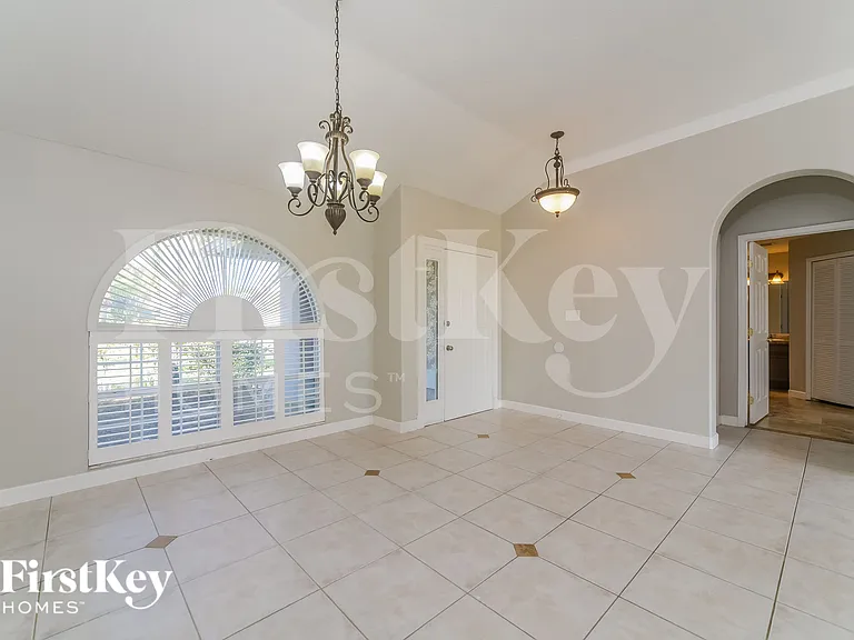 3600 Molona Dr — Photo 5