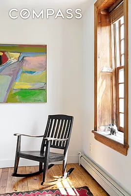 Sold by Compass | media 33