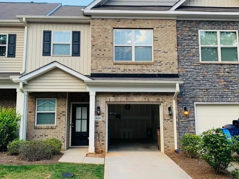 3008 Dressage Dr — Photo 1