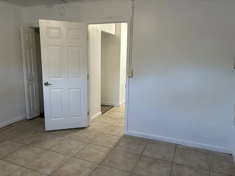 711 Palm Beach Lakes Blvd #200 — Photo 4