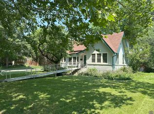 1300 SW High Ave, Topeka, KS 66604