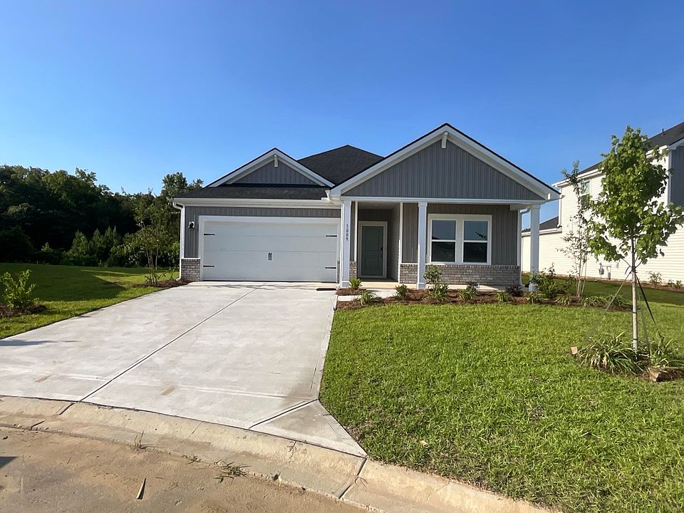 1st image of 1009 Lauryn Oak Loop #289 Chandler F