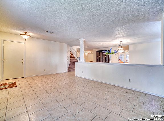4th image of 8127 Cantura Mls