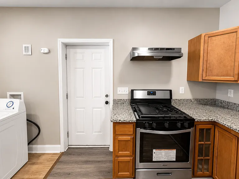 330 Cumberland Ave — Photo 8