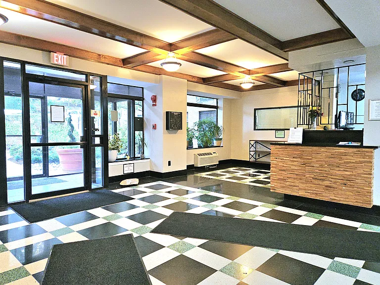 1801 Clydesdale Pl NW #211 — Photo 15