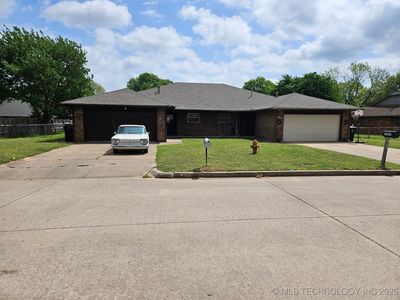 7405 S Elm Ave, Broken Arrow, OK, 74011