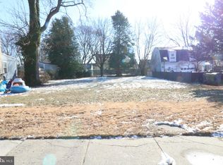 69 Main St, Bridgeport, NJ 08014